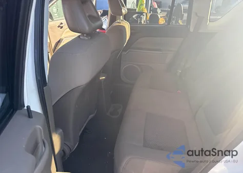 2007 Jeep Compass Sport из США, поврежденный, VIN 1J8FF47W67D179764